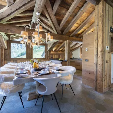 Luxury Chalet In Apartment Courchevel