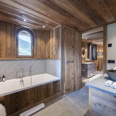 Apartment Luxury Chalet In Courchevel